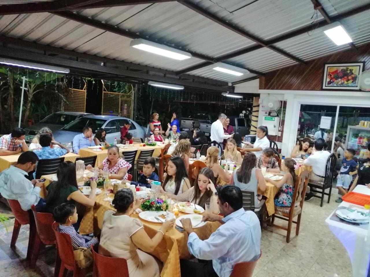 Sun Place Hosteria Las Tunas Kültér fotó